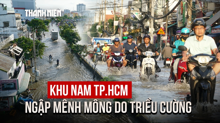 Triều cường đạt đỉnh, nhiều tuyến đường khu nam TP.HCM ngập mênh mông