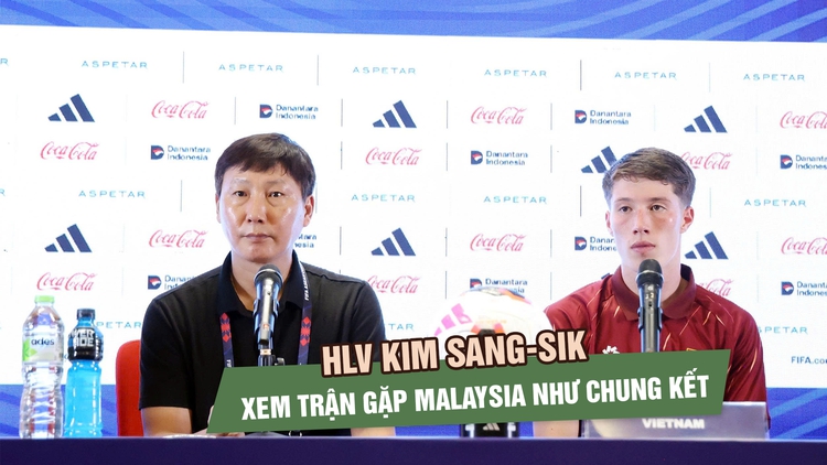HLV Kim Sang-sik xem trận gặp Malaysia như chung kết, Minh Hoàng tiếc vì lỡ hat-trick