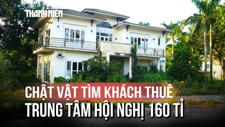 Bên trong trung tâm hội nghị 160 tỉ đồng bỏ hoang: Giảm giá vẫn ế khách thuê?