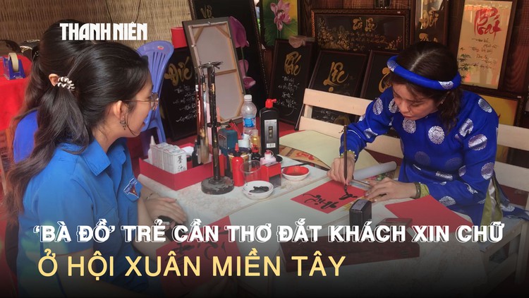 ‘Bà đồ’ trẻ Cần Thơ đắt khách xin chữ ở hội xuân miền Tây