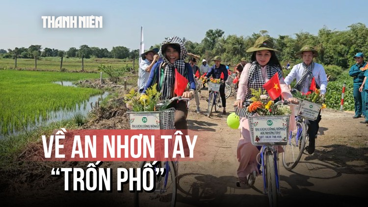 Về An Nhơn Tây đi xuồng ba lá, thưởng thức 100 món ngon từ khoai mì