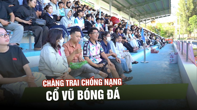 Chàng trai chống nạng dẫn cả gia đình đi tiếp lửa cho giải TNSV 2026