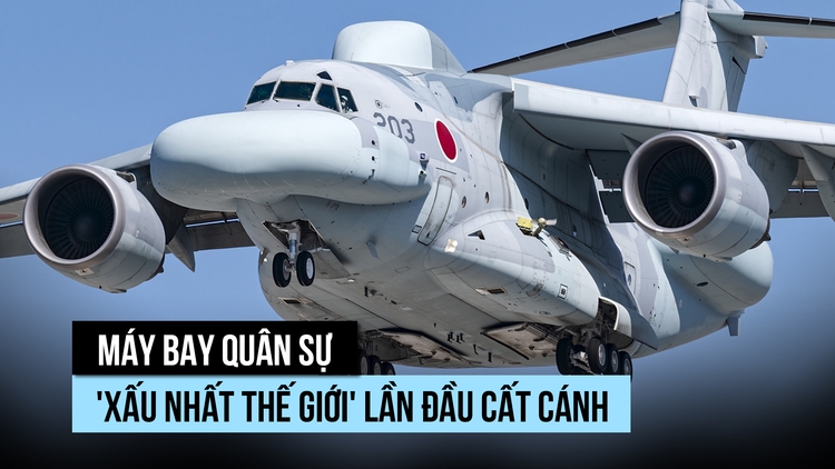 Máy bay quân sự 'xấu lạ' của Nhật Bản cất cánh
