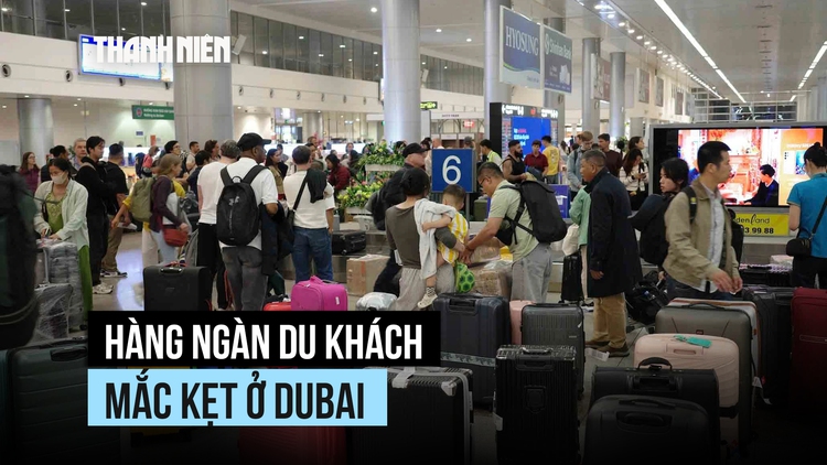 Dubai 'rung chấn' vì xung đột Iran, hàng nghìn du khách mắc kẹt
