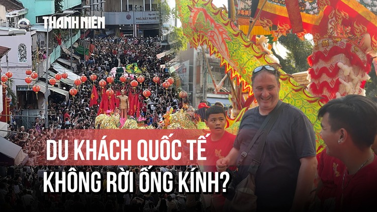 Hàng nghìn người đổ về Chợ Lớn xem diễu hành Nguyên Tiêu 2026