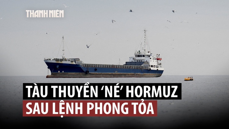 Eo biển Hormuz 'vắng vẻ' sau khi ông Trump tuyên bố phong tỏa
