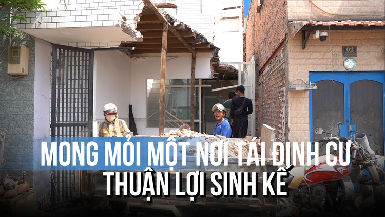 Dỡ nhà, bàn giao mặt bằng mở rộng quốc lộ 13: ‘mong mỏi nơi tái định cư’