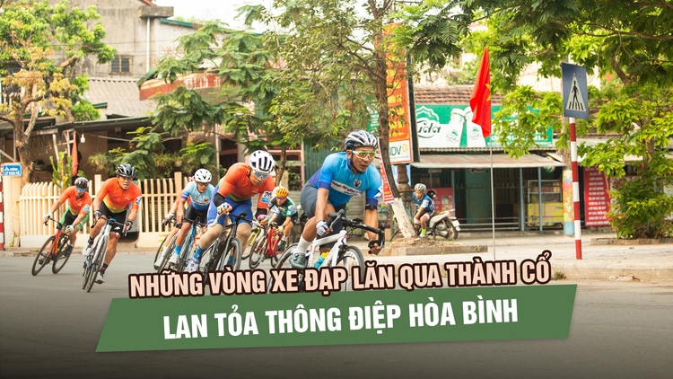 Những vòng xe đạp lăn qua Thành cổ Quảng Trị lan tỏa thông điệp hòa bình