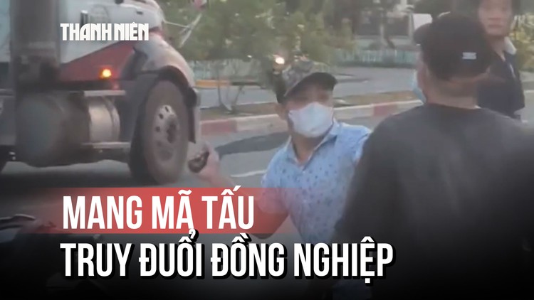 Mâu thuẫn tại công ty, nhóm thanh niên mang mã tấu rượt đuổi đồng nghiệp
