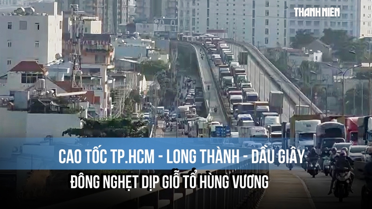 Cao tốc TP.HCM - Long Thành - Dầu Giây đông nghẹt dịp Giỗ tổ Hùng Vương