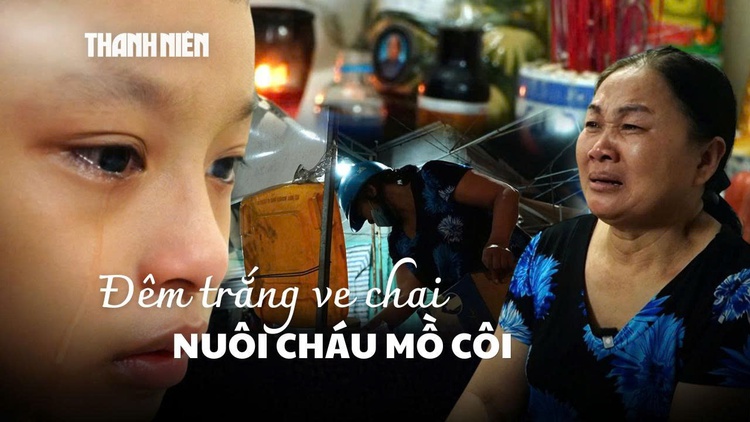 Cậu bé mồ côi sợ một điều sau khi mẹ mất, hai bác lượm ve chai suốt đêm để giữ lời hứa