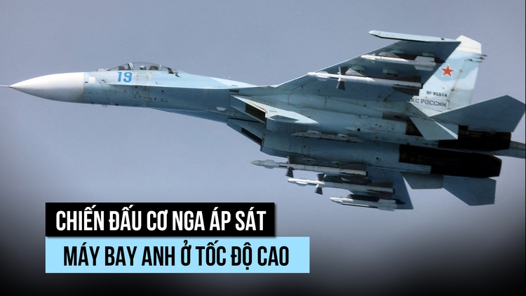 Anh tố chiến đấu cơ Nga áp sát máy bay trinh sát ở tốc độ cao