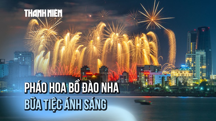 Pháo hoa Bồ Đào Nha 'chiêu đãi' bữa tiệc ánh sáng bên sông Hàn