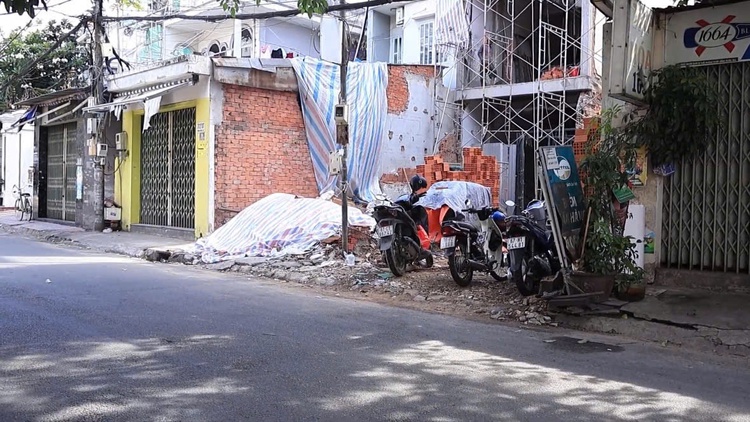 Tất bật tháo dỡ nhà cửa: Người dân Gò Vấp bồi hồi nhường chỗ cho tuyến đường mới