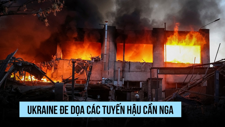Ukraine phá tuyến hậu cần Nga bằng UAV