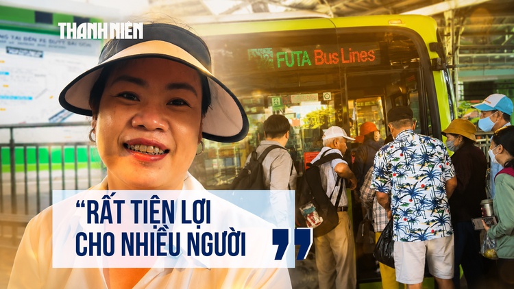 Ngày đầu đi xe buýt miễn phí: Một chi tiết mới khiến hành khách thấy đi xe buýt tiện hơn hẳn