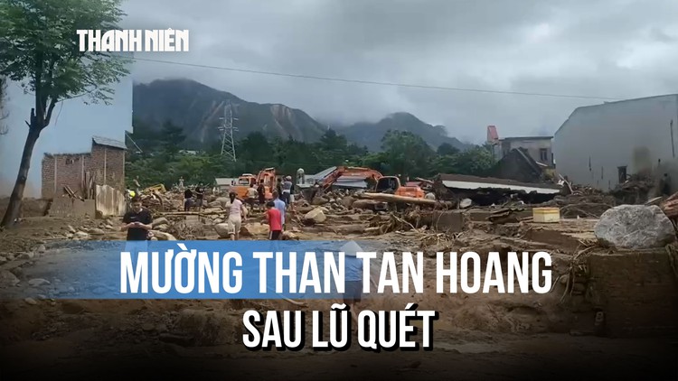 Bản làng tại Mường Than tan hoang sau trận lũ quét kinh hoàng