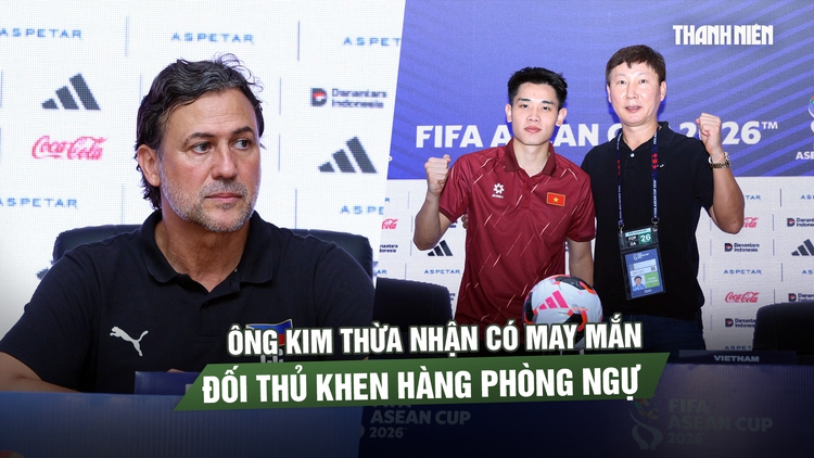 Việt Nam thắng Philippines: Ông Kim nói may mắn, đối thủ khen hàng phòng ngự 