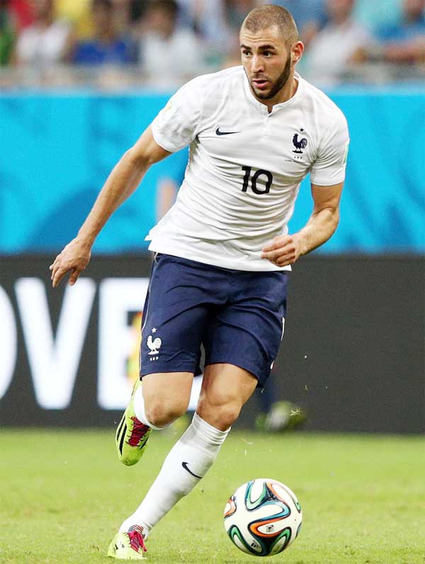 Tiền đạo Benzema sẽ xuất trận với tư cách thủ quân đội tuyển Pháp - Ảnh: AFP