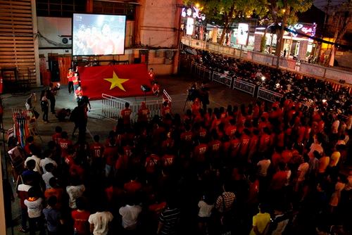 Công Phượng tỏa sáng, U.23 Việt Nam hạ Malaysia tại 'chảo lửa' Shah Alam - ảnh 26