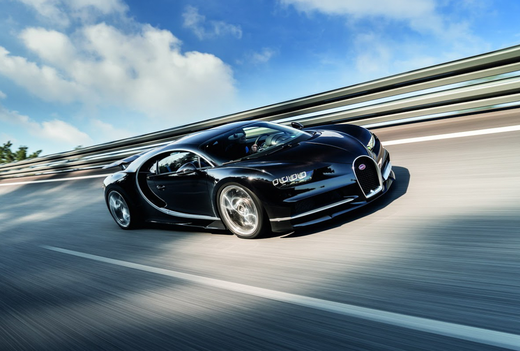 Khám phá siêu phẩm đường đua Bugatti Bolide | VOV.VN