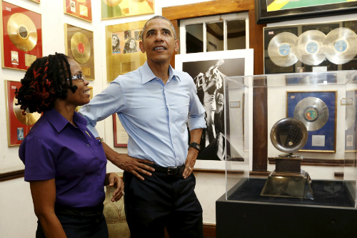 Tổng thống Obama tham quan bảo tàng Bob Marley