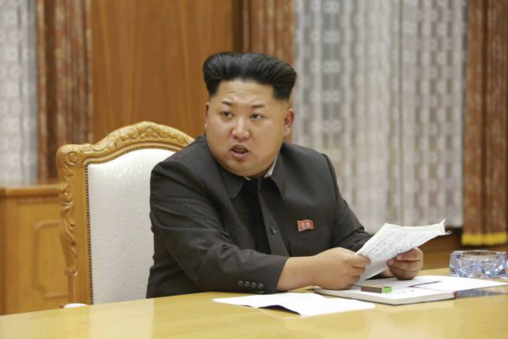Lãnh đạo Kim Jong-un nói trong cuộc họp khẩn với Quân ủy trung ương đảng Lao động Triều Tiên - Ảnh: Reuters