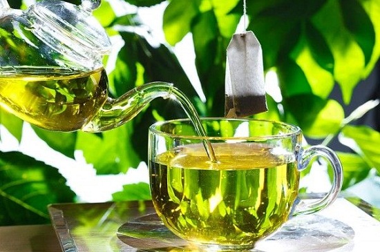 Bị tiểu đường, uống trà xanh hay trà đen tốt hơn?
