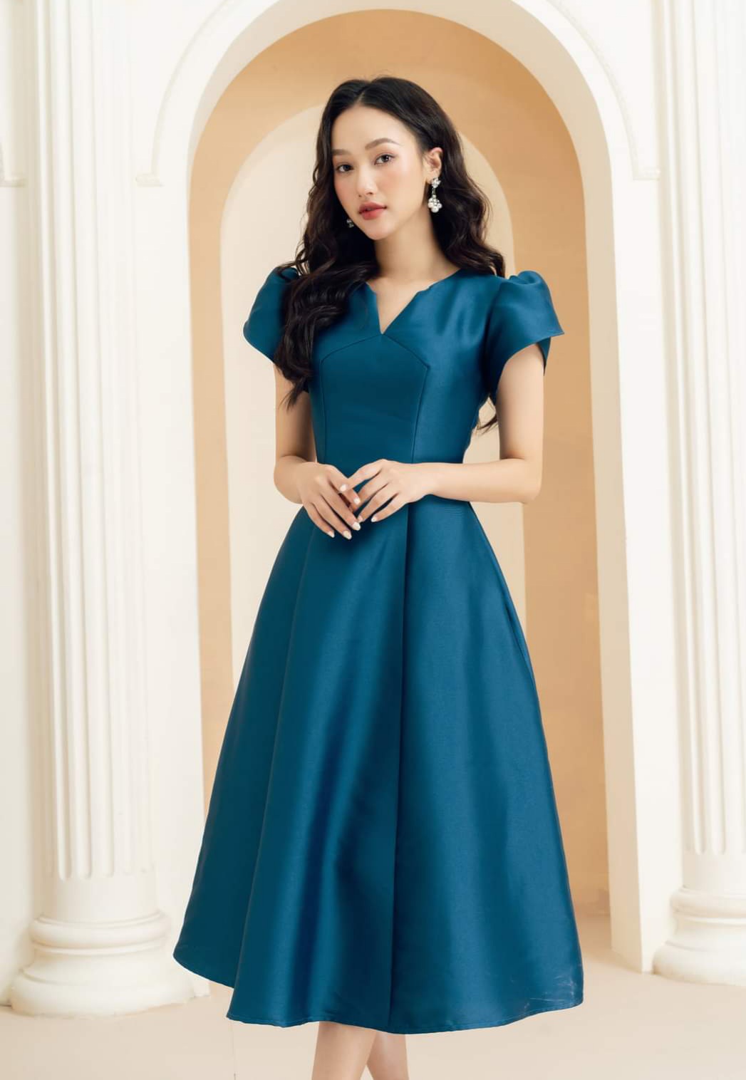 Váy sơ mi bo eo phối màu xanh thiên thanh | Váy Đầm