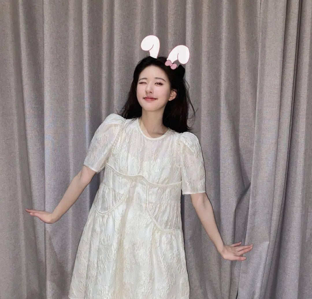 Váy babydoll 🦋 có cổ dáng xòe đầm dành cho các cô nàng tiểu thư bánh bèo -  Đầm, váy nữ | ThờiTrangNữ.vn