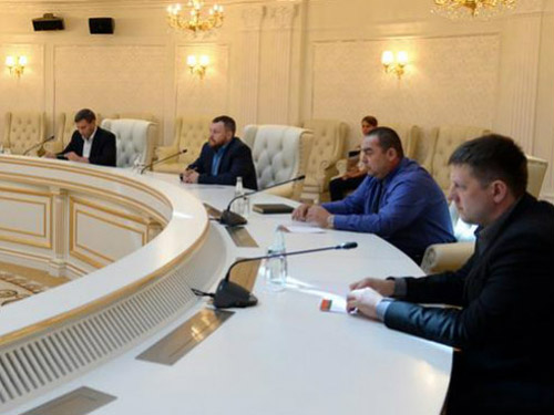 Các bên tham gia cuộc đàm phán về xung đột ở Ukraine tại thủ đô Minsk, Belarus