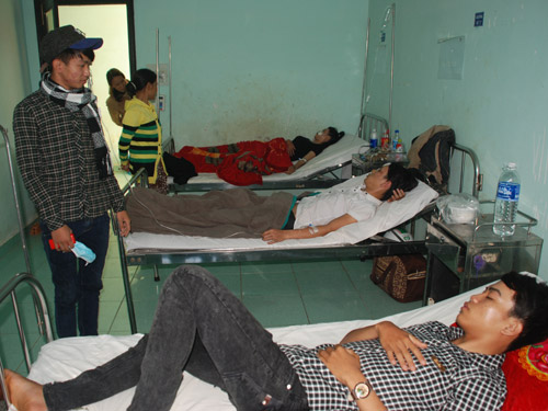 Các nạn nhân đang được điều trị tại bệnh viện