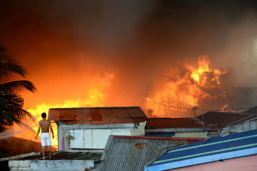 Vụ cháy vào đêm giao thừa tại Manila (Philippines) 