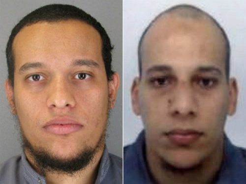 Hai nghi phạm thảm sát tòa soạn Charlie Hebdo Said Kouachi và Cherif Kouachi - Ảnh: AFP