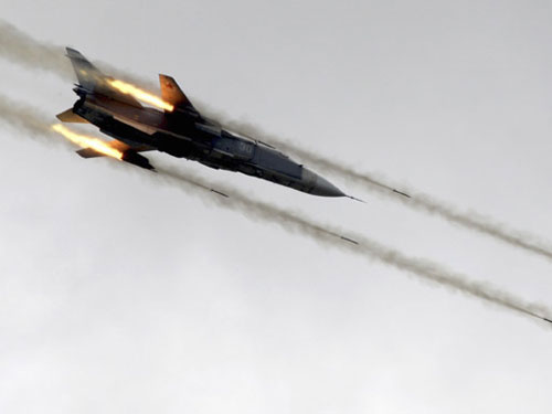 Chiến đấu cơ Su-24 có thể gây nhiều khó khăn cho hệ thống phòng thủ của Anh tại Falklands/Malvinas - Ảnh: Reuters