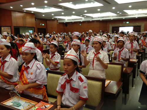 Các đại biểu tham dự chương trình Đại hội Cháu ngoan Bác Hồ - Ảnh: Lê Thanh