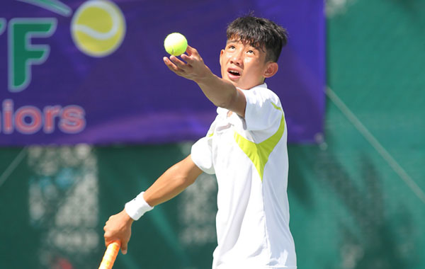 Mới 14 tuổi, Văn Phương đang thi đấu bùng nổ tại giải U.18 ITF - Ảnh: Bạch Dương