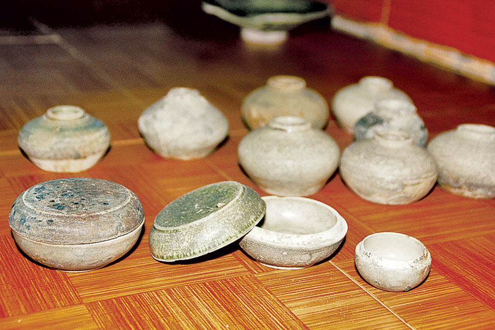 Nhiều cổ vật được vớt tại biển Tam Hải còn nguyên vẹn nên có giá cao