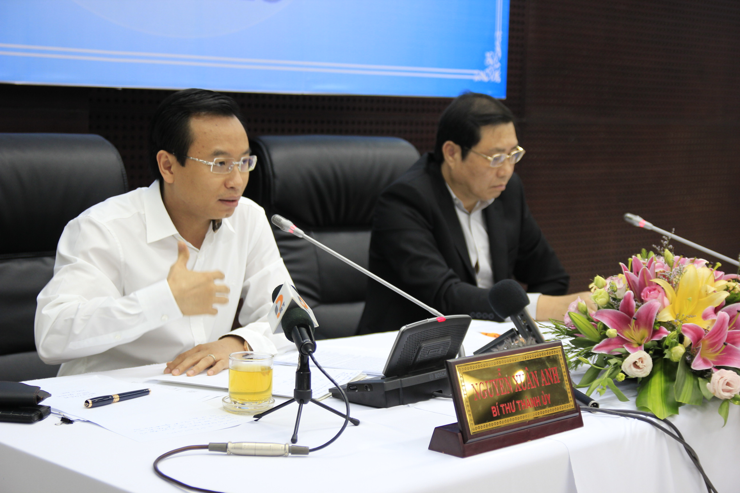 Ông Nguyễn Xuân Anh, Bí thư Thành ủy Đà Nẵng tại cuộc họp báo vào ngày 31.12 - Ảnh: Hoàng Sơn 