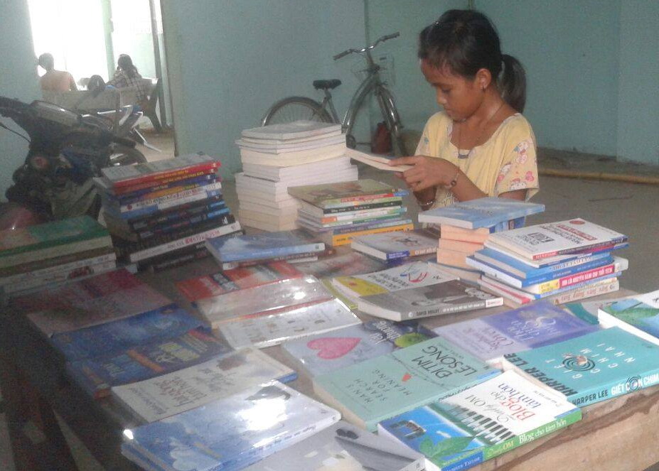 Tỏa sáng vì cộng đồng: Lập thư viện sách cho trẻ em nghèo