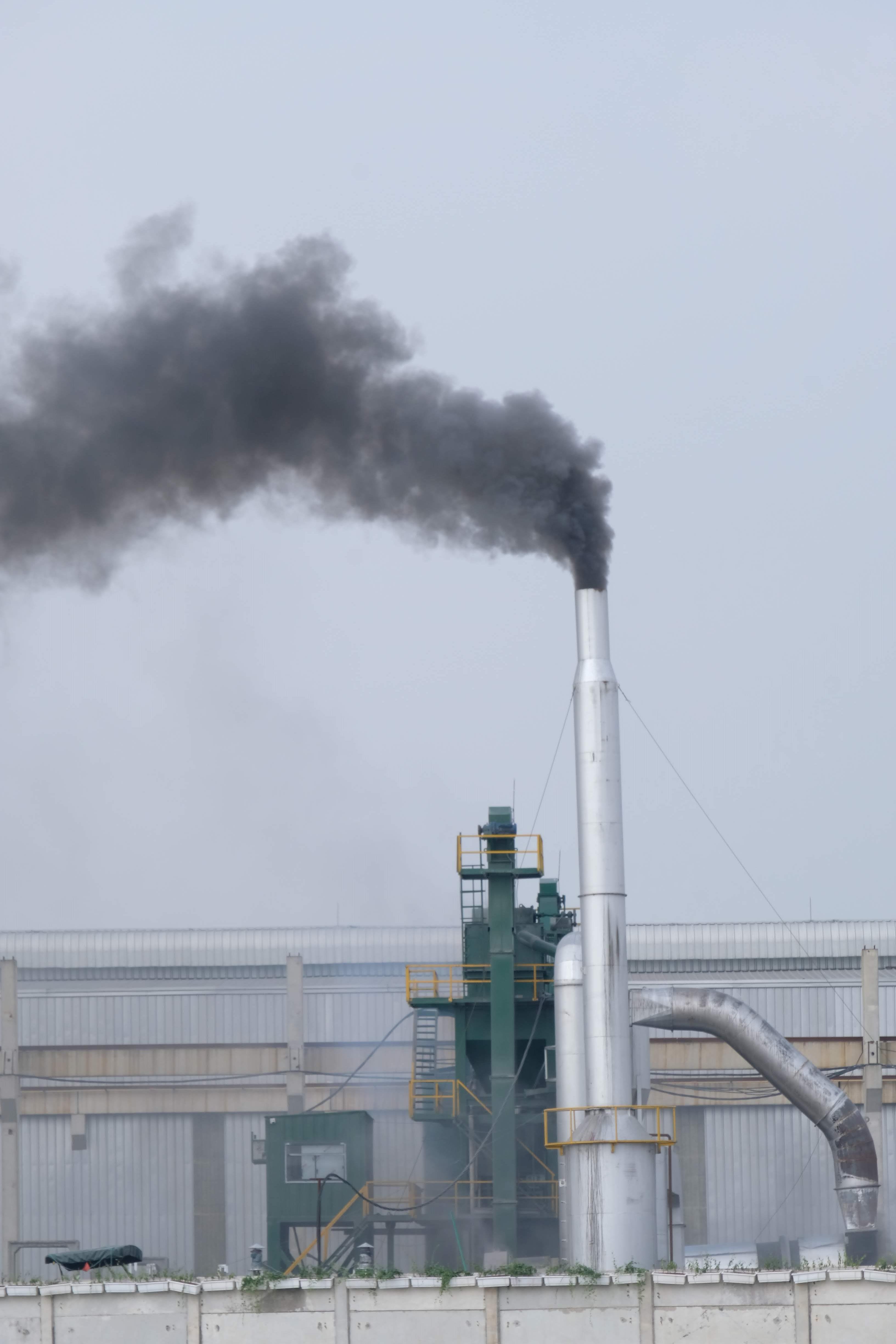 Ô nhiễm không khí gây thiệt hại hàng chục tỉ USD