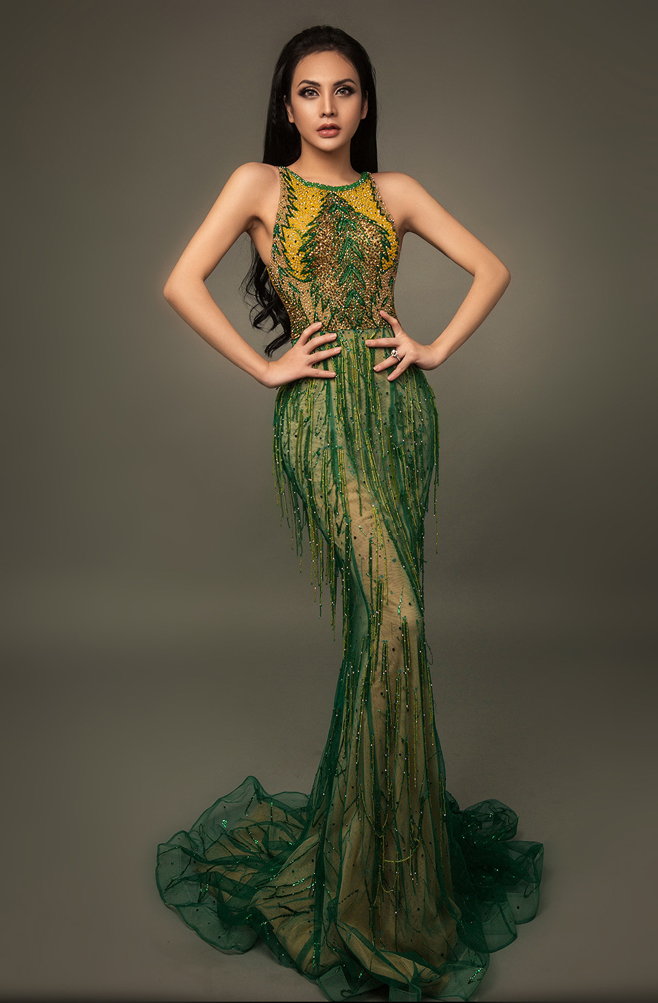 Hưng Lee - mỹ nhân sáng giá tại Miss International Queen Vietnam 2020