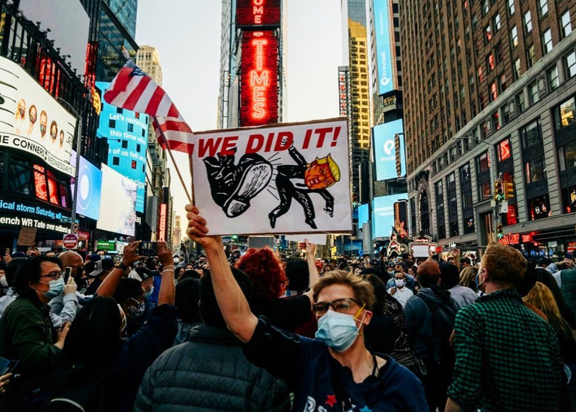 Năm 2020, nước Mỹ ngập chìm trong các cuộc biểu tình