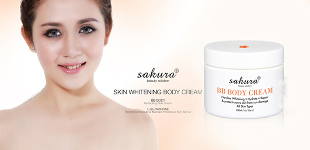 Kem dưỡng sáng da và trang điểm toàn thân Sakura Whitening Skin BB