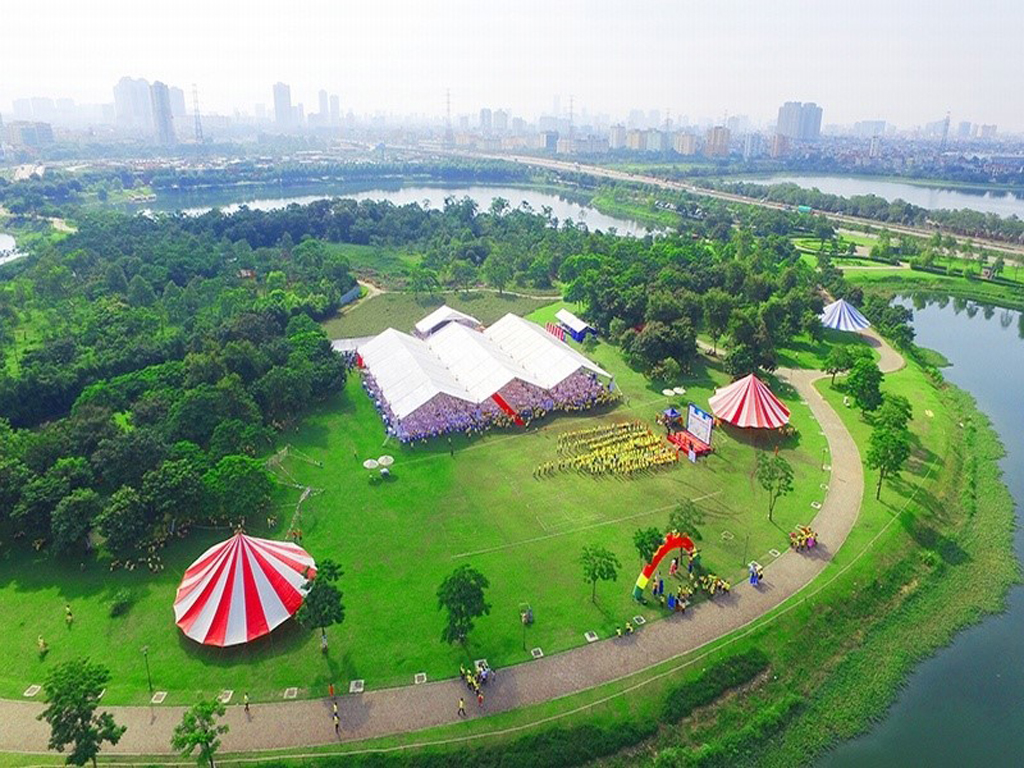Công viên Yên Sở, một trong những địa điểm vui chơi, sinh hoạt ngoài trời nổi tiếng nhất Hà Nội