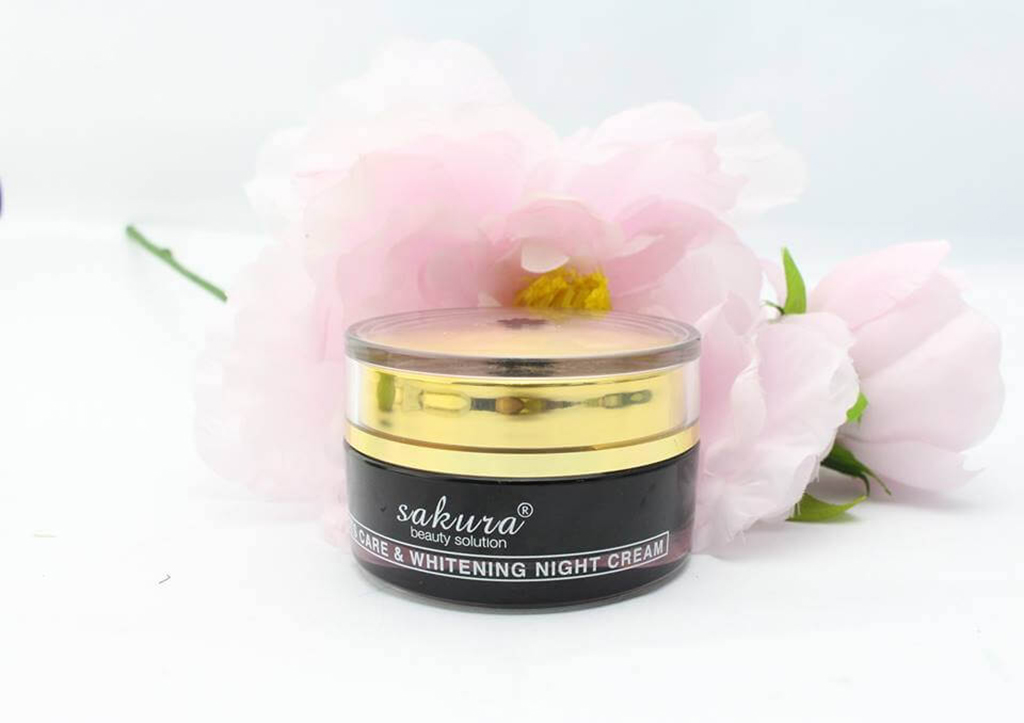 Kem cao cấp ban đêm Sakura Spot Care Whitening Night Cream