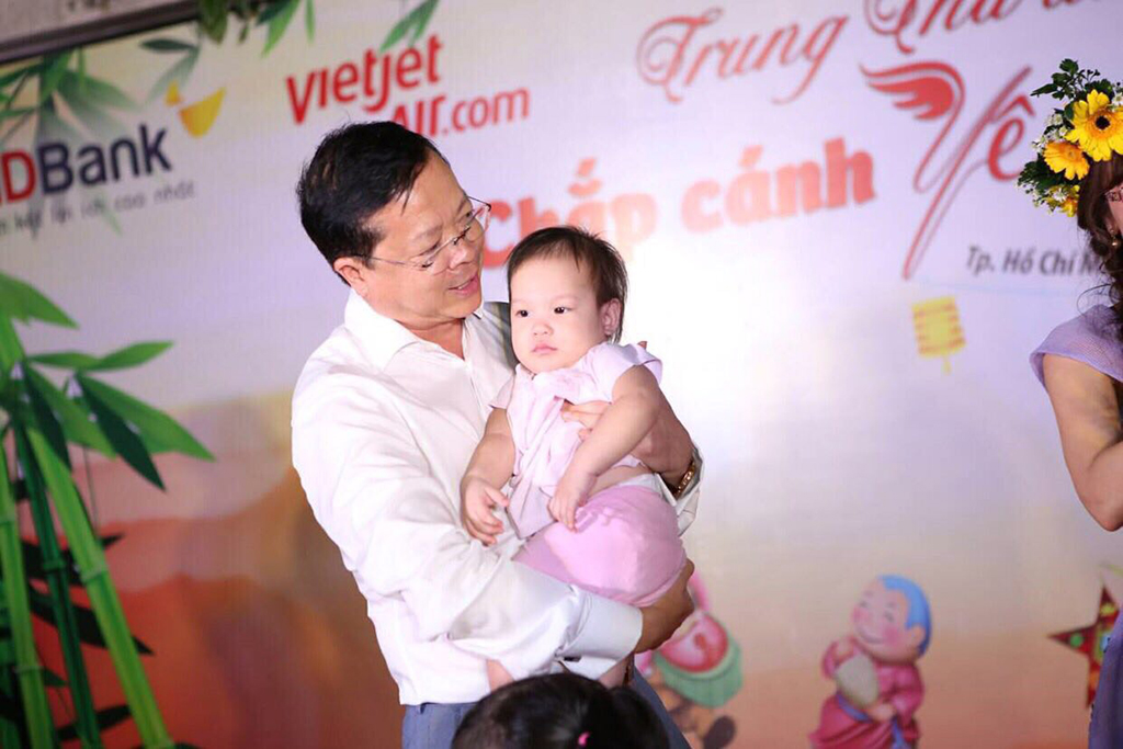 Anh Chu Việt Cường, Thành viên Hội đồng quản trị có đêm Trung thu đáng nhớ cùng các em nhỏ tại Trung tâm Bảo trợ trẻ tàn tật mồ côi Thị Nghè (TP.HCM)