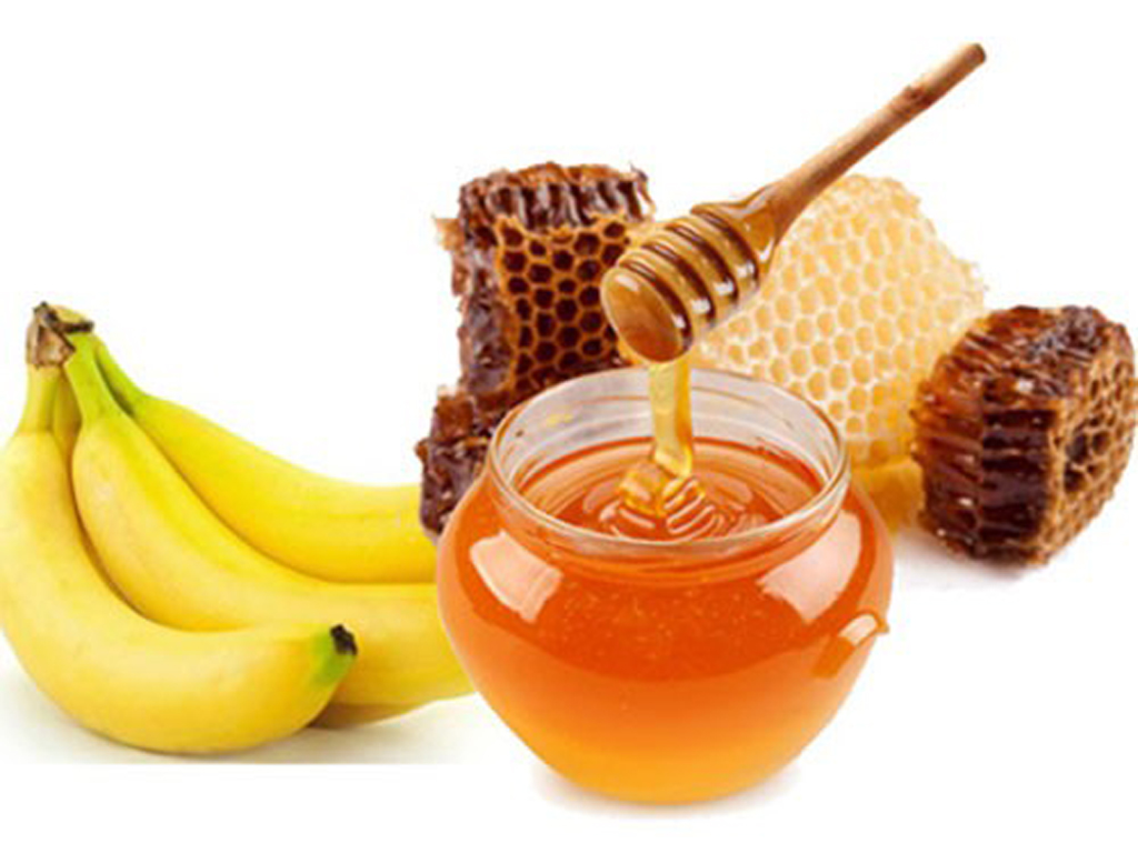 Hỗn hợp chuối và mật ong cho gót nhanh chóng khỏe mạnh