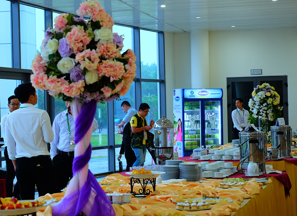  Đa dạng các loại sản phẩm sữa, sữa chua và nước trái cây của Vinamilk được phục vụ trong Hội nghị APEC