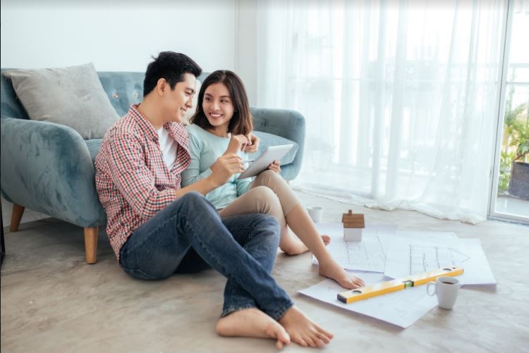 Làm thế nào để sở hữu căn hộ tầm trung luôn là bài toán khó cho các cặp vợ chồng trẻ